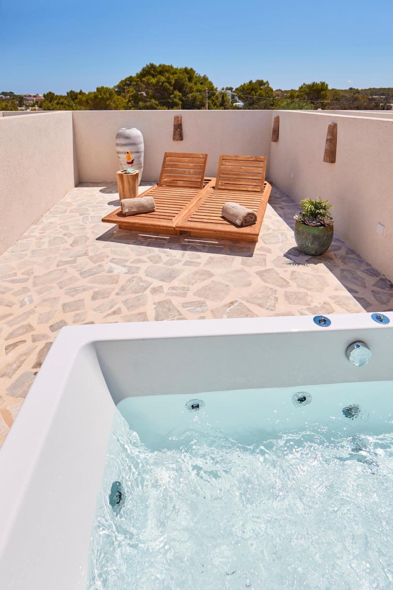 Mar Suites Formentera By Universal Beach Hotels Es Pujols Exterior foto